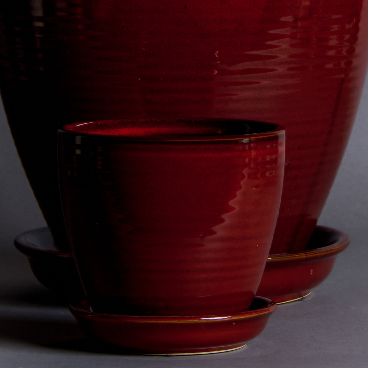 Cache-pots avec soucoupes