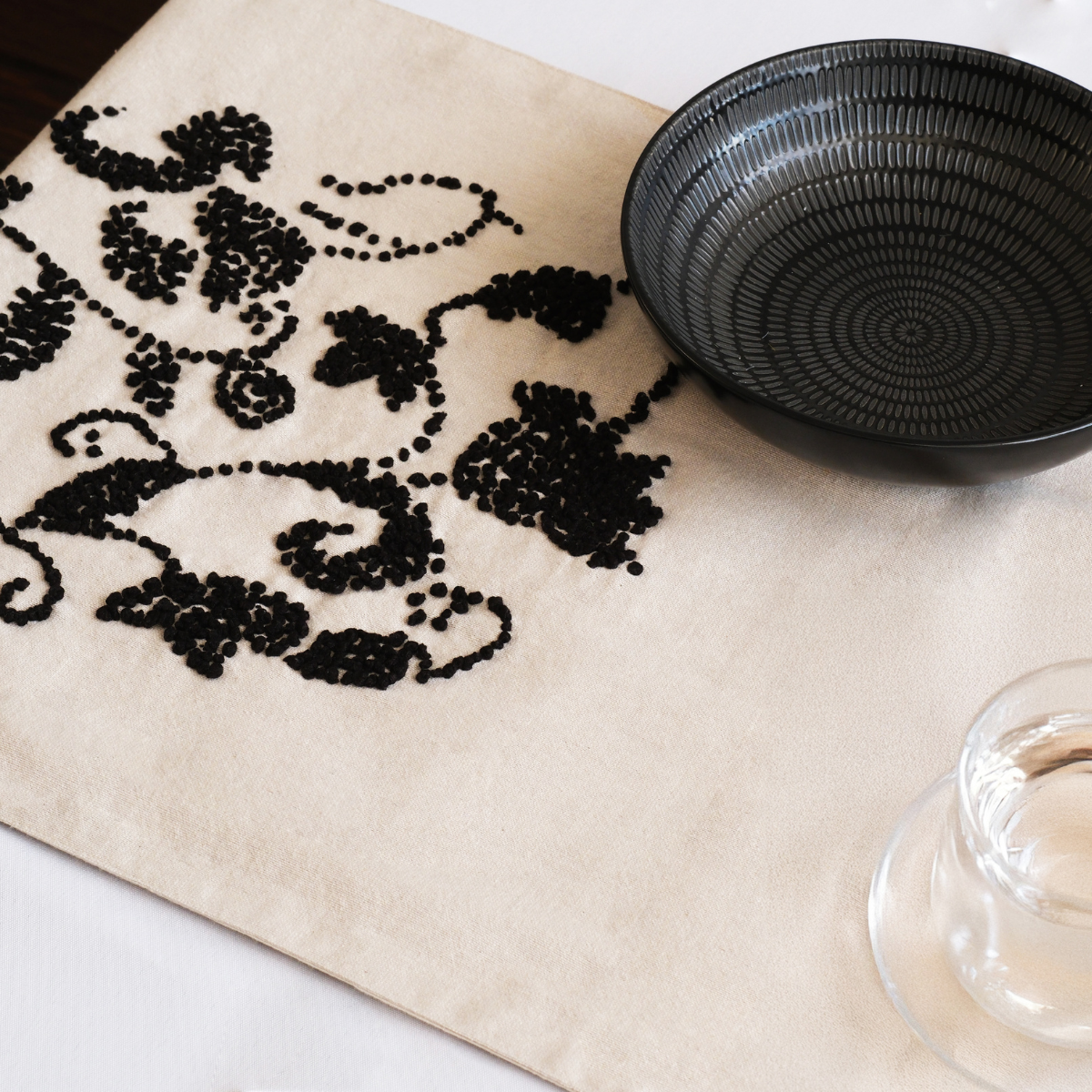 Chemin de Table Viva