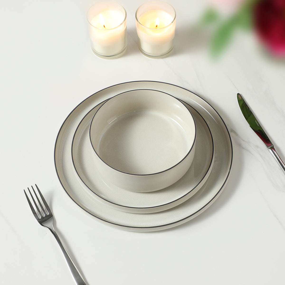 Service de 4 assiettes plates Creamy