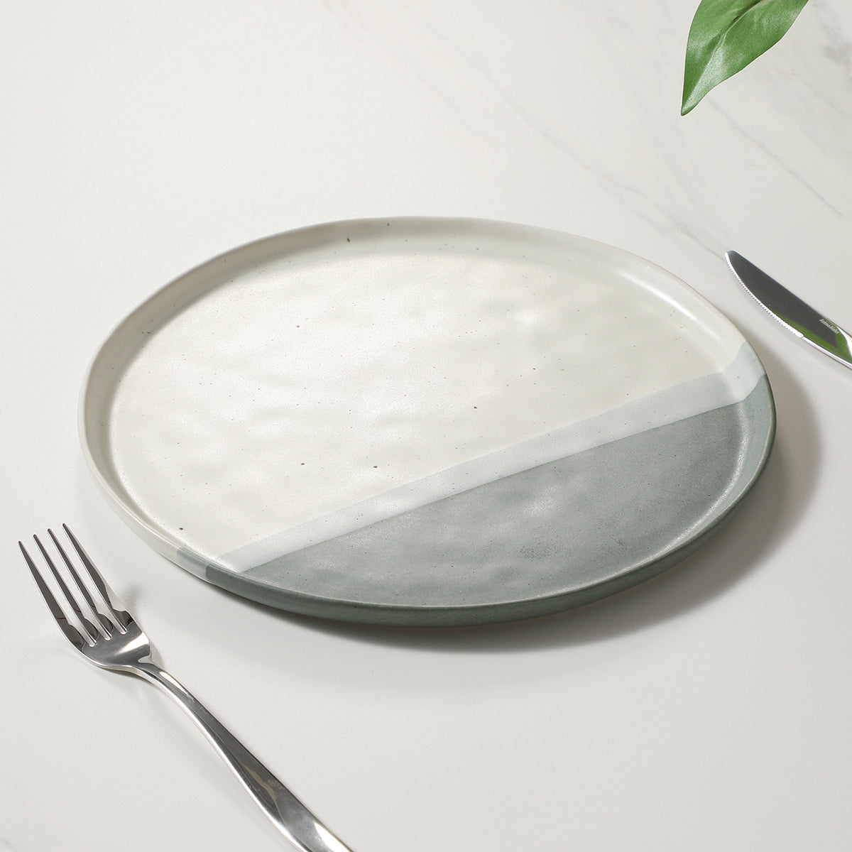 Service de 4 assiettes plates Matty