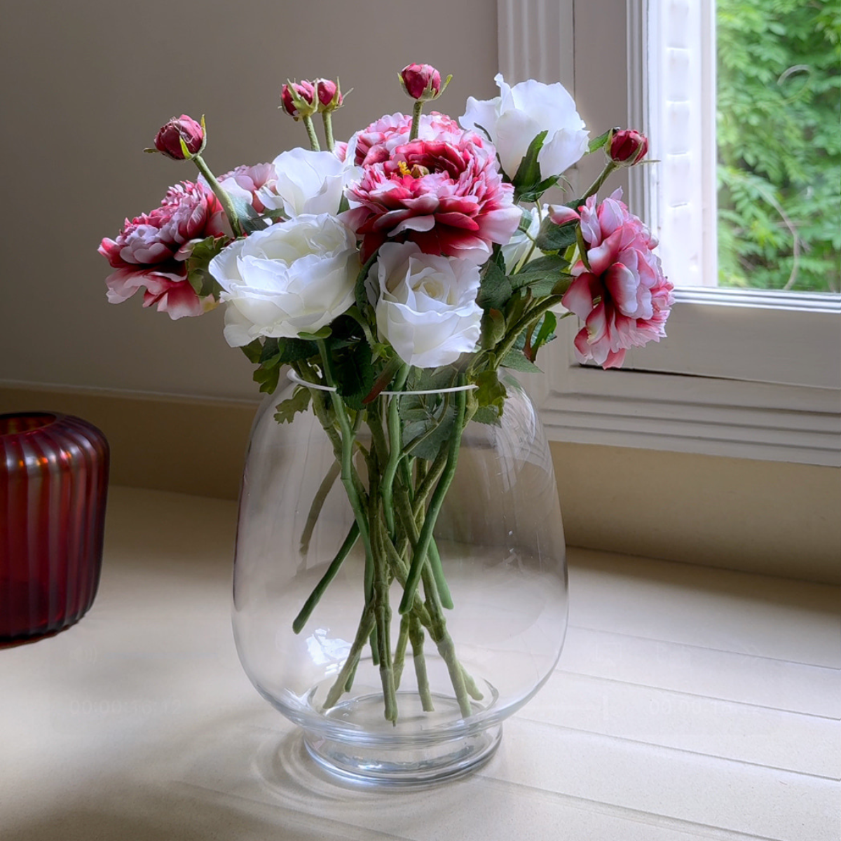 Tige de Renoncule Nora ouverte