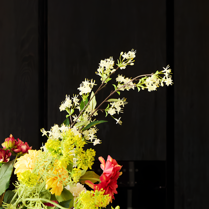 Tige de Dahlia avec bourgeon