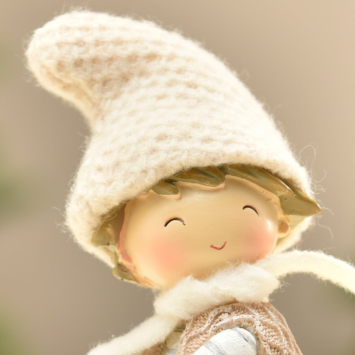 Figurine de Noël Enfant sur renne Pastel LED