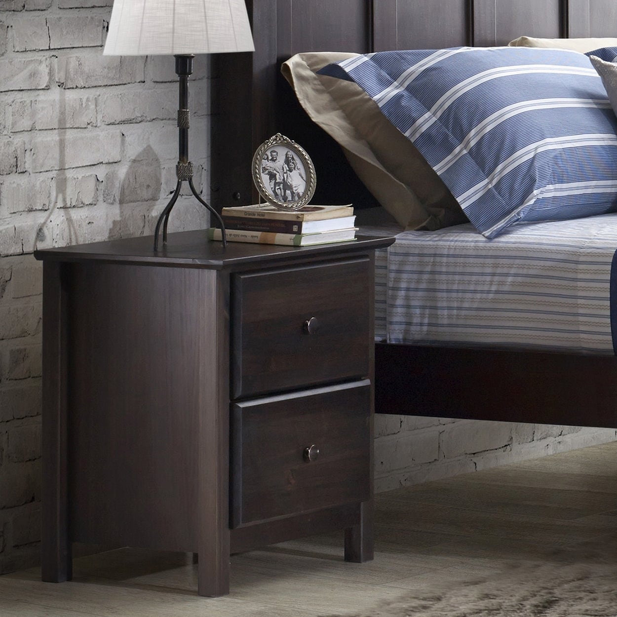 Grain Wood Furniture Shaker 2-drawer Solid Wood Nightstand