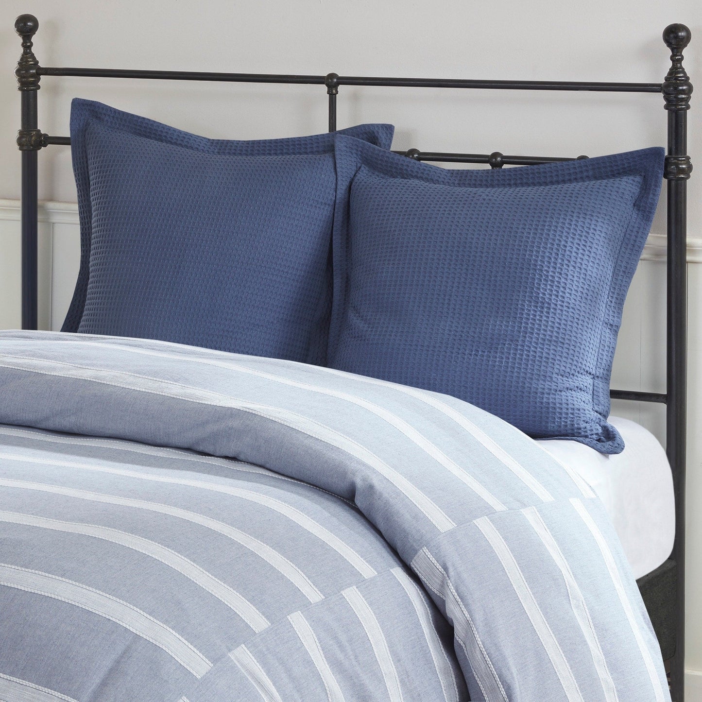Noble Blue Cotton Oversized Comforter Set by Madison Park Signature